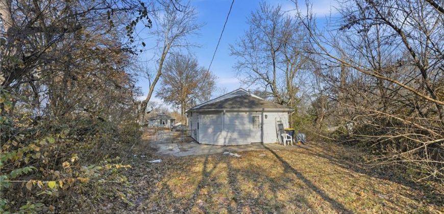 Homes for Sale in Kansas City, MO 64116 | 1005 NE 46th Street