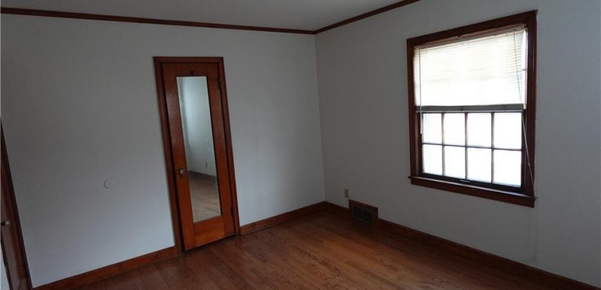 Homes for Sale in Kansas City, MO 64116 | 4429 N Oak Trafficway