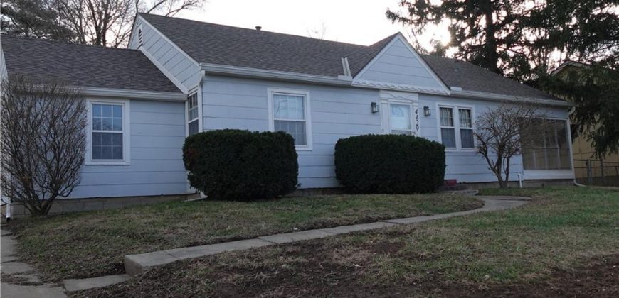 Homes for Sale in Kansas City, MO 64116 | 4429 N Oak Trafficway