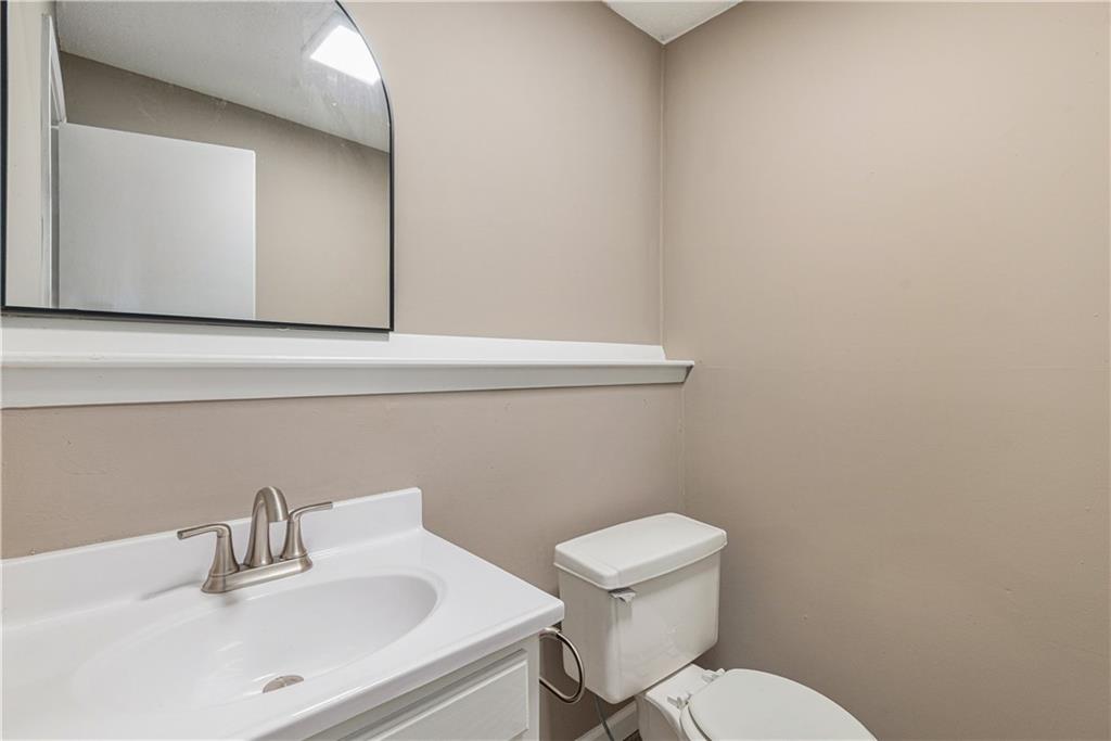 Homes for Sale in Kansas City, MO 64152 | 14509 NW 67th Street