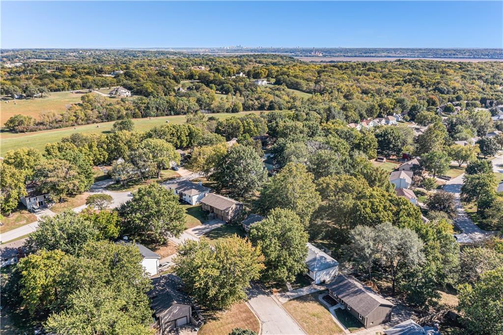 Homes for Sale in Kansas City, MO 64152 | 14509 NW 67th Street