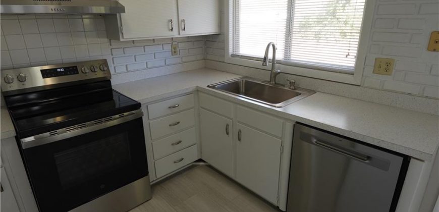 Homes for Sale in Kansas City, MO 64152 | 6922 NW 77th Terrace