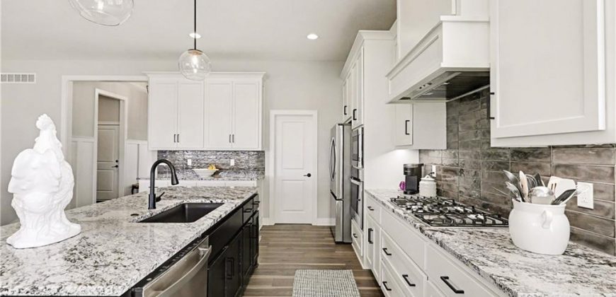 Homes for Sale in Kearney, MO 64060 | 11410  Bluestem Drive