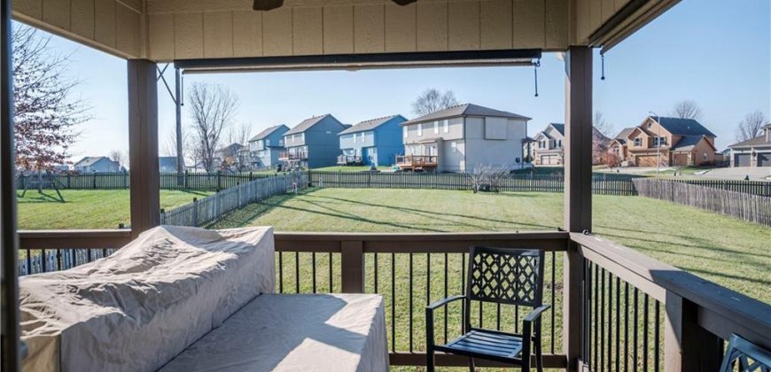 Homes for Sale in Kansas City, MO 64157 | 11208 N Manchester Avenue