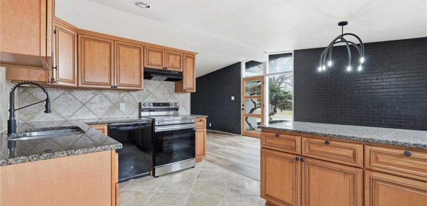 Homes for Sale in Kansas City, MO 64118 | 1204 NE 67th Street