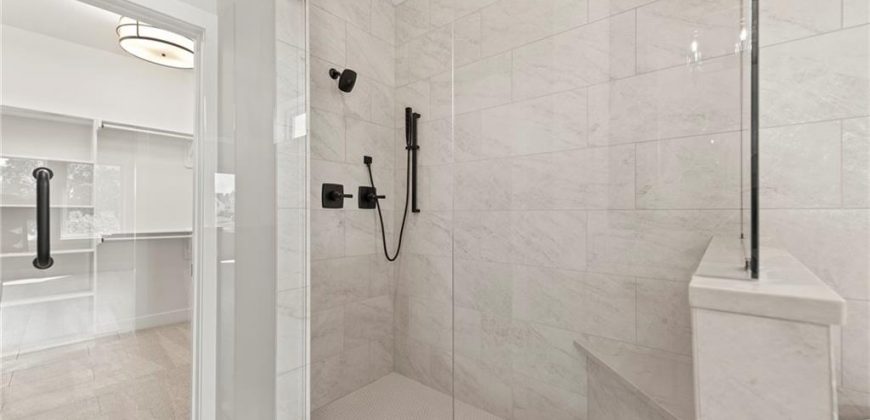 Homes for Sale in Kansas City, MO 64157 | 8716 N Lewis Avenue