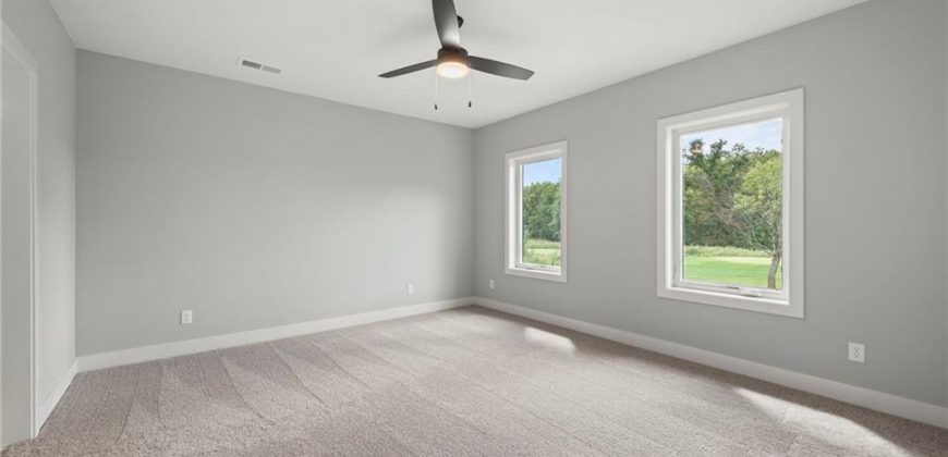 Homes for Sale in Kansas City, MO 64157 | 8716 N Lewis Avenue