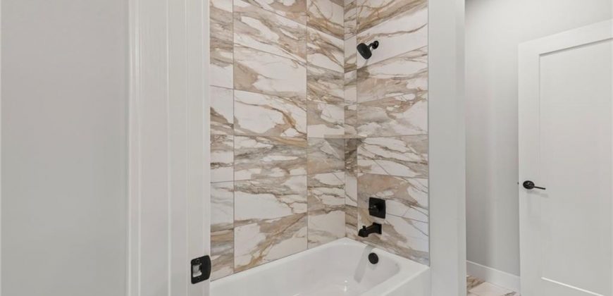 Homes for Sale in Kansas City, MO 64157 | 8716 N Lewis Avenue