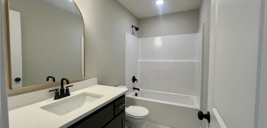 Homes for Sale in Kansas City, MO 64155 | 912 NW 94 Terrace