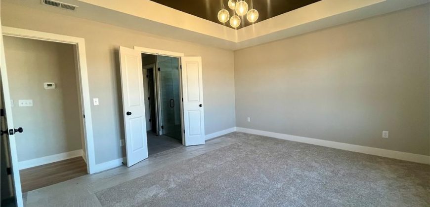 Homes for Sale in Kansas City, MO 64155 | 912 NW 94 Terrace