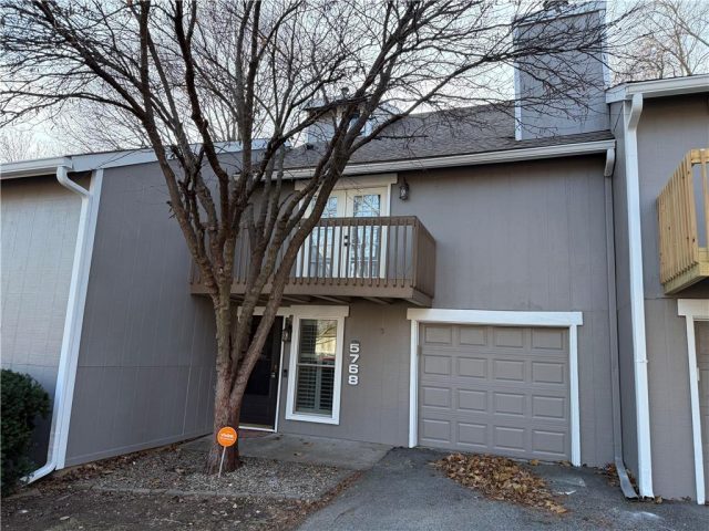 Homes for Sale in Kansas City, MO 64151 | 5768 N Anita Avenue