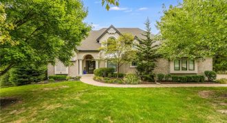 Homes for Sale in Kansas City, MO 64116 | 4319 N Hickory Lane