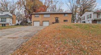 Homes for Sale in Kansas City, MO 64117 | 4200 NE Chaumiere Road