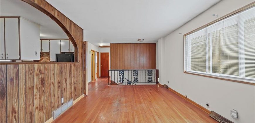 Homes for Sale in Kansas City, MO 64117 | 4200 NE Chaumiere Road