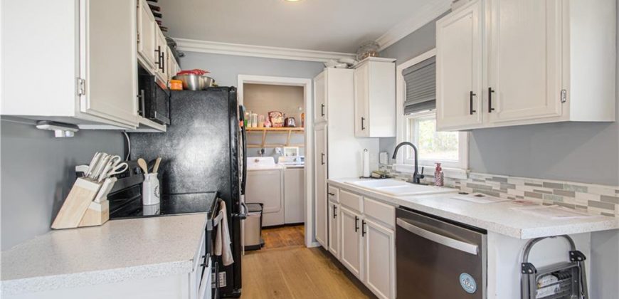 Homes for Sale in Liberty, MO 64068 | 1108 S Prairie Street