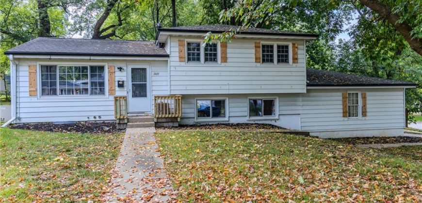 Homes for Sale in Gladstone, MO 64118 | 1601 NE 62nd Terrace