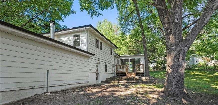 Homes for Sale in Gladstone, MO 64118 | 1601 NE 62nd Terrace