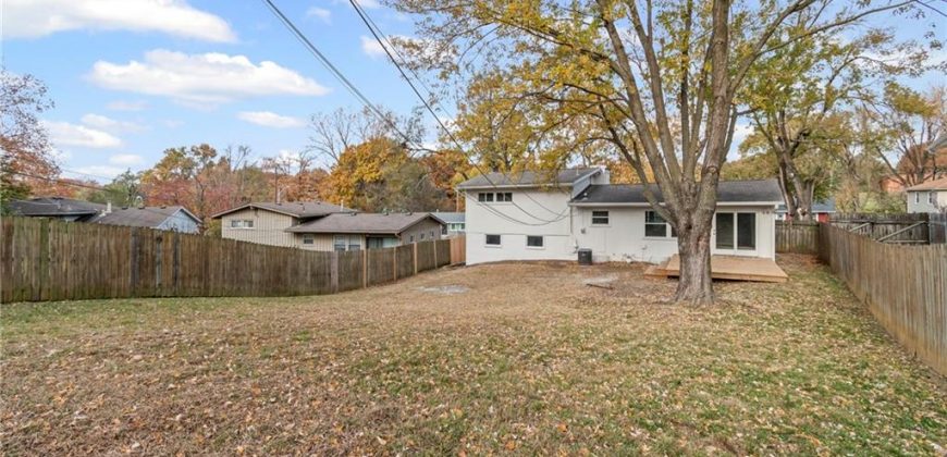 Homes for Sale in Gladstone, MO 64118 | 2001 NE 62ND Street