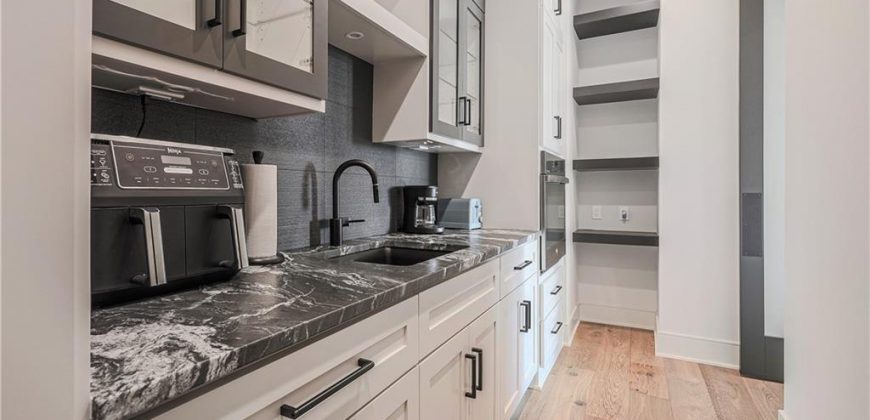 Homes for Sale in Kansas City, MO 64151 | 5818 N Lucerne Avenue