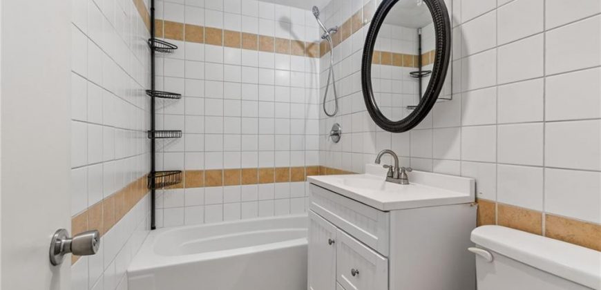 Homes for Sale in Gladstone, MO 64118 | 619 NE 66TH Terrace