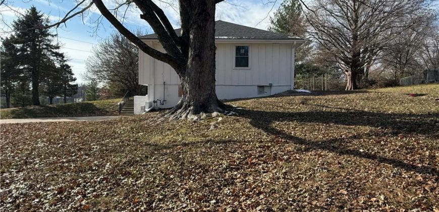 Homes for Sale in Kansas City, MO 64155 | 9600 N Campbell Drive