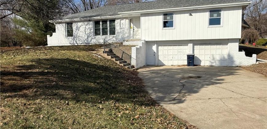 Homes for Sale in Kansas City, MO 64155 | 9600 N Campbell Drive