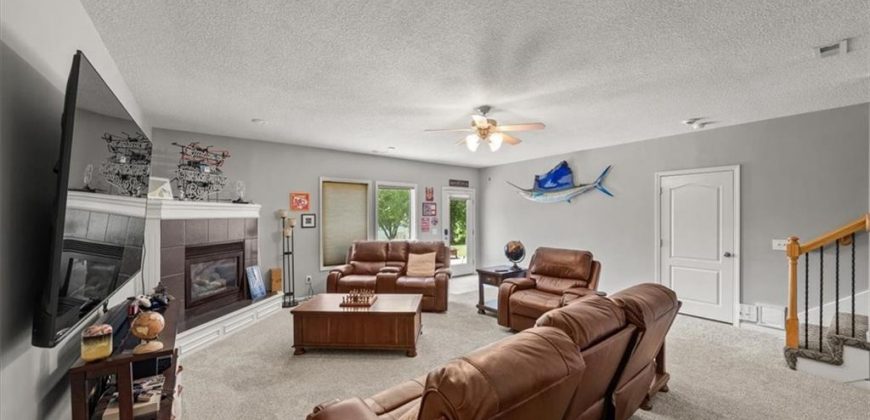 Homes for Sale in Platte City, MO 64079 | 13060  Woodridge Street