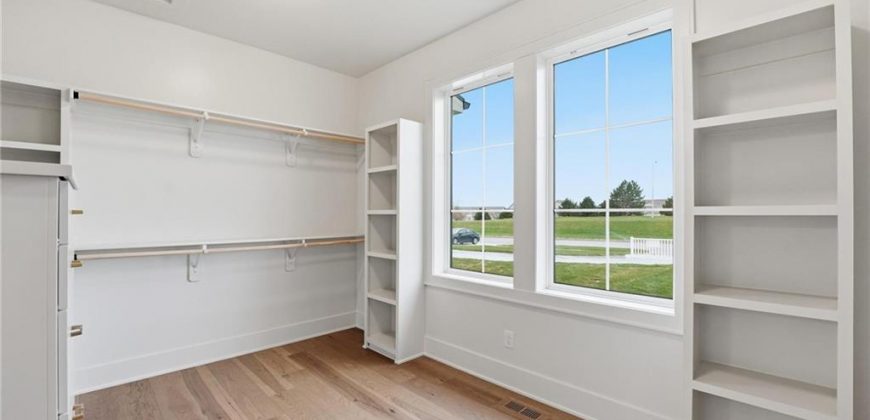 Homes for Sale in Kansas City, MO 64155 | 2304 NE Shoal Creek Parkway