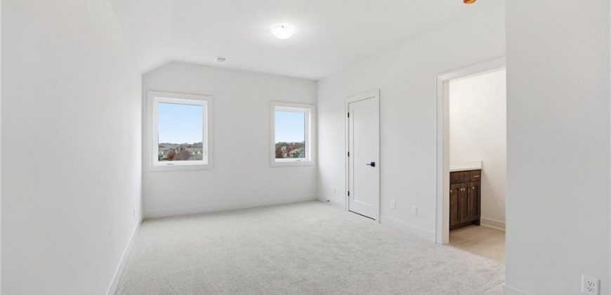 Homes for Sale in Kansas City, MO 64155 | 2304 NE Shoal Creek Parkway