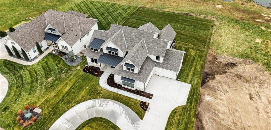 Homes for Sale in Kansas City, MO 64155 | 2304 NE Shoal Creek Parkway