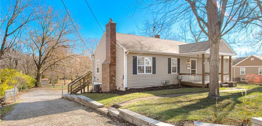 Homes for Sale in Oakview, MO 64118 | 6213 N Harrison Street