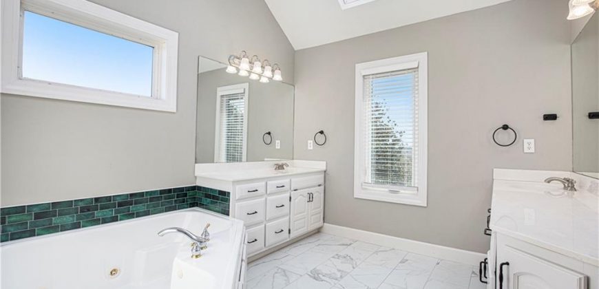 Homes for Sale in Kansas City, MO 64154 | 2600 NW 108th Street