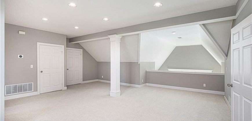 Homes for Sale in Kansas City, MO 64154 | 2600 NW 108th Street