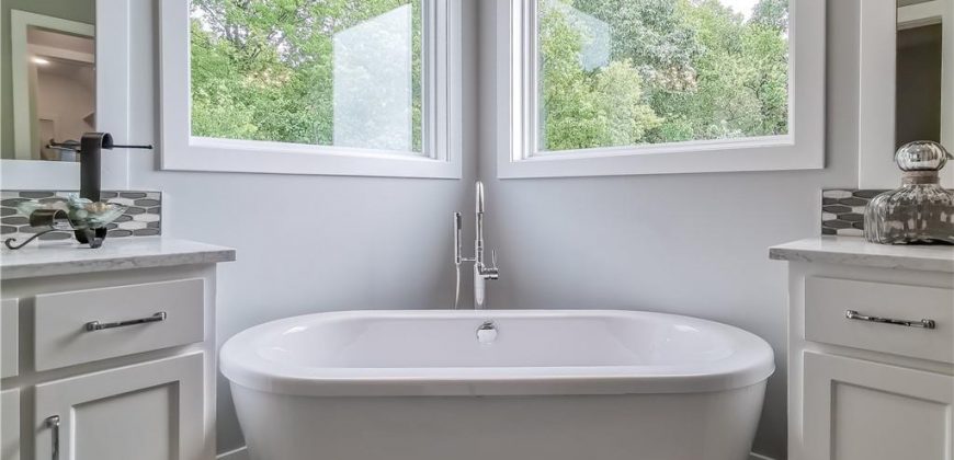 Homes for Sale in Kansas City, MO 64151 | 7003 N Polk Avenue