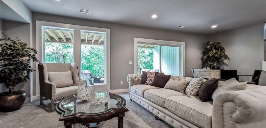 Homes for Sale in Kansas City, MO 64151 | 7003 N Polk Avenue