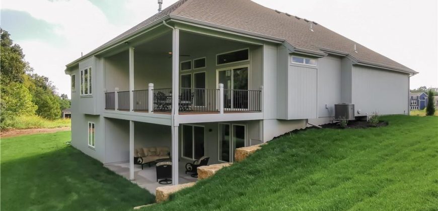 Homes for Sale in Kansas City, MO 64151 | 7003 N Polk Avenue