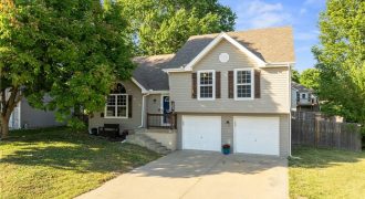 Homes for Sale in Smithville, MO 64089 | 309  Mesa Drive