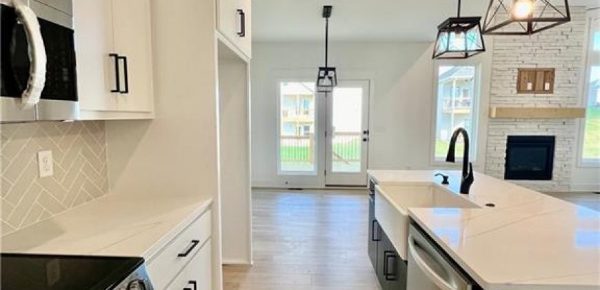 Homes for Sale in Liberty, MO 64068 |   2185 Heritage Circle