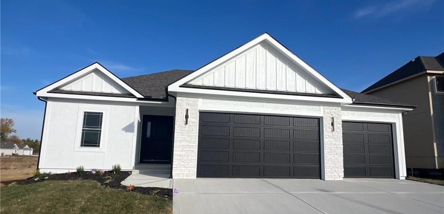 Homes for Sale in Liberty, MO 64068 |   2185 Heritage Circle