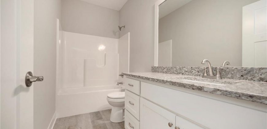 Homes for Sale in Smithville, MO 64089 | 523  Hawthorne Street