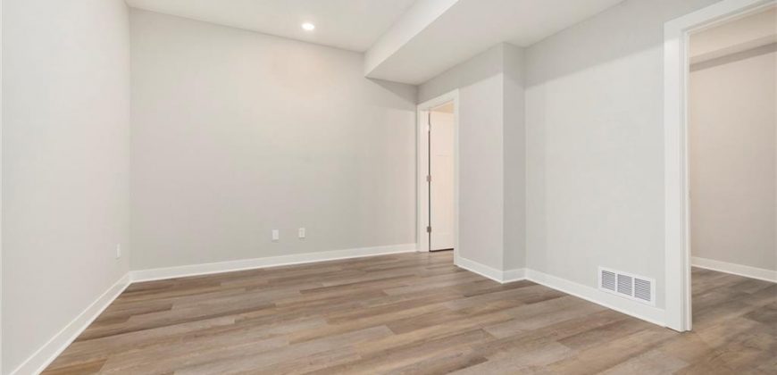 Homes for Sale in Smithville, MO 64089 | 523  Hawthorne Street