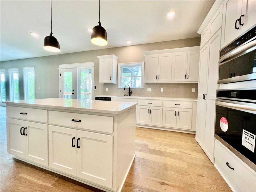 Homes for Sale in Liberty, MO 64068 | 1972  Longview Drive