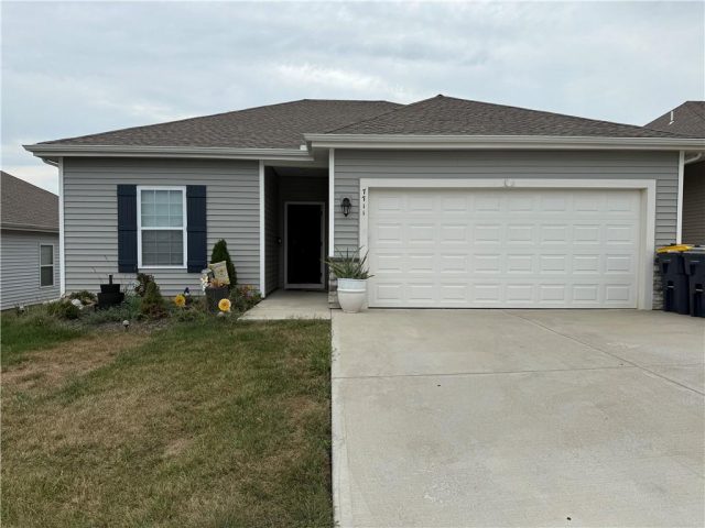 Homes for Sale in Kansas City, MO 64163 | 7711 NW 123rd Terrace