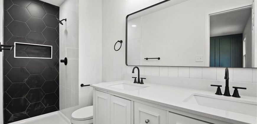 Homes for Sale in Liberty, MO 64068 | 1014 N Forest Lane