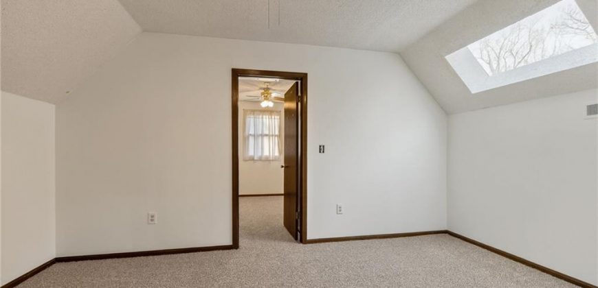 Homes for Sale in Kansas City, MO 64155 | 606 NE 115th Street