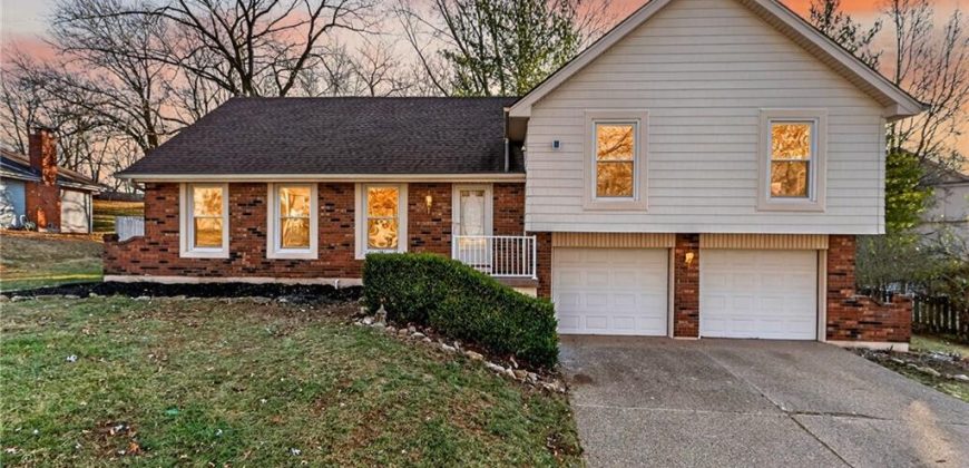 Homes for Sale in Kansas City, MO 64151 | 7407 N Granby Avenue