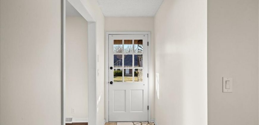 Homes for Sale in Kansas City, MO 64118 | 6805 N Wayne Avenue