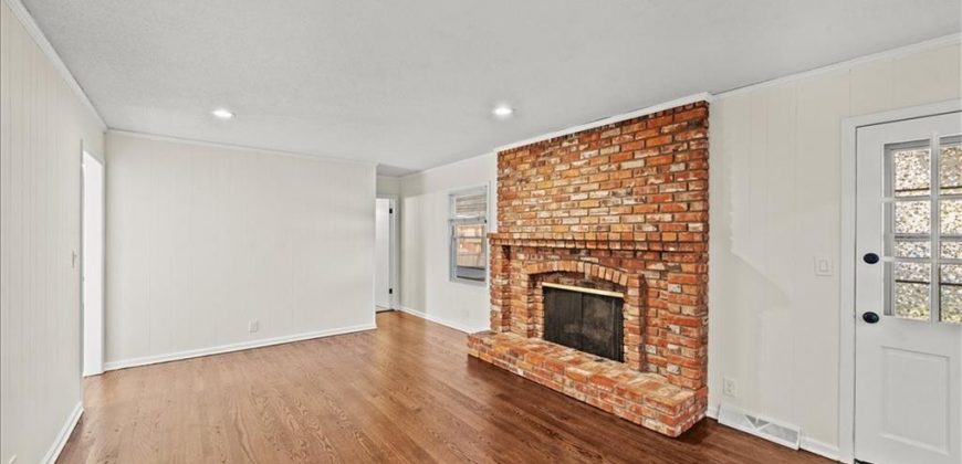 Homes for Sale in Kansas City, MO 64118 | 6805 N Wayne Avenue