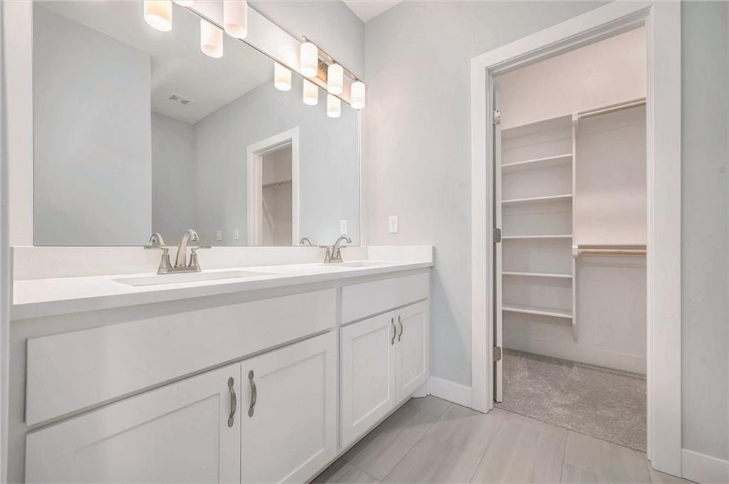 Homes for Sale in Smithville, MO 64089 | 709  Ridge Drive