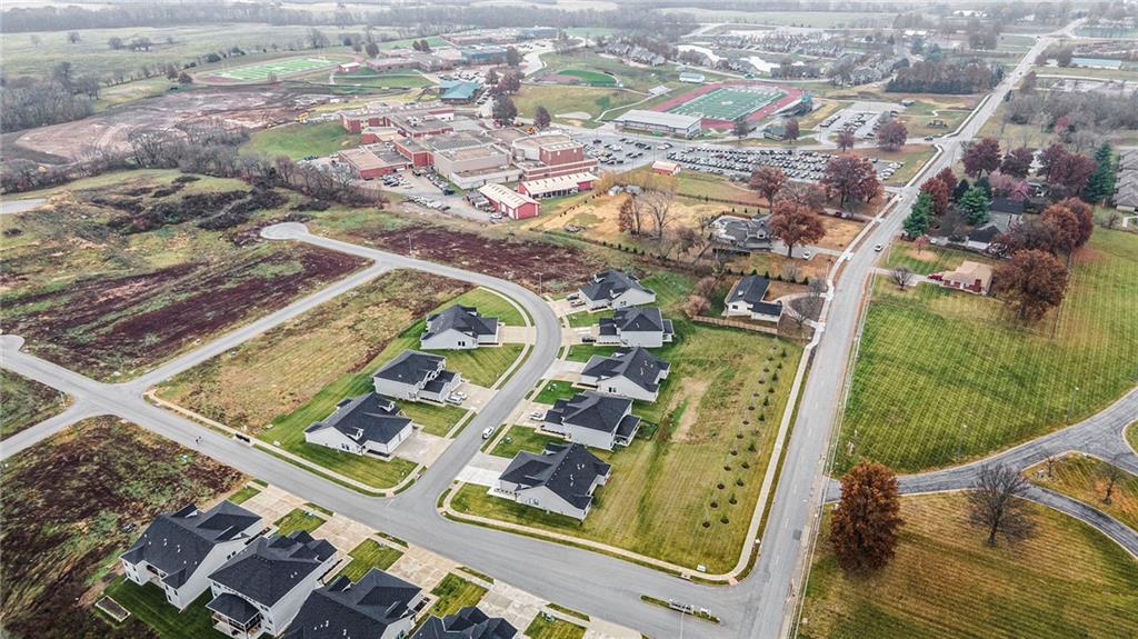 Homes for Sale in Smithville, MO 64089 | 709  Ridge Drive